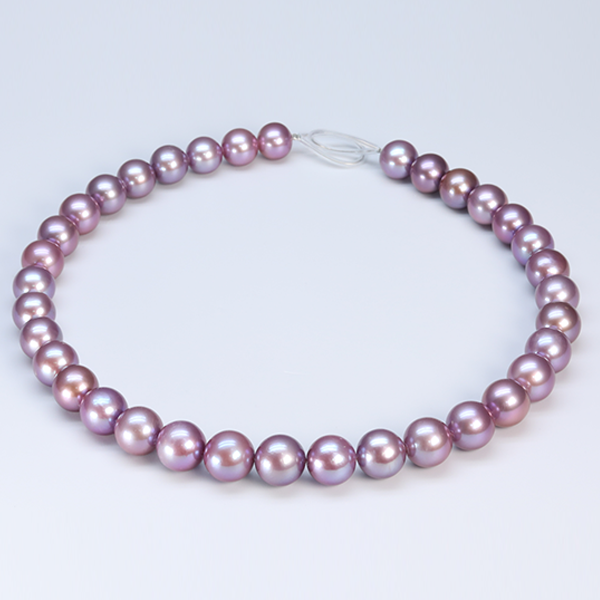 Freshwater Pearls:Ultra Violet